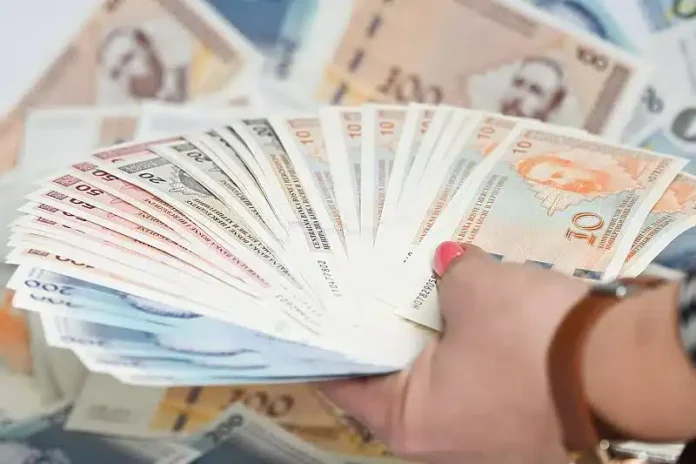 U novembru prosječna neto plata u FBiH iznosi 1.622 KM, sa bruto platom od 2.534 KM, što je porast u odnosu na prošlu godinu.