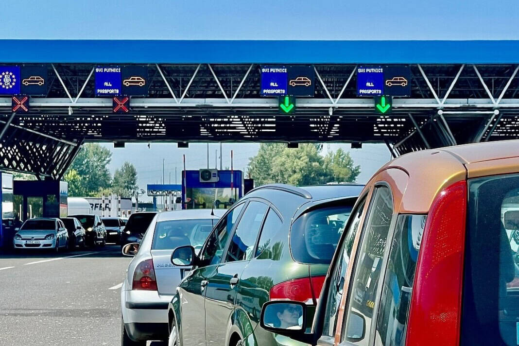 Granicni prelaz guzva
