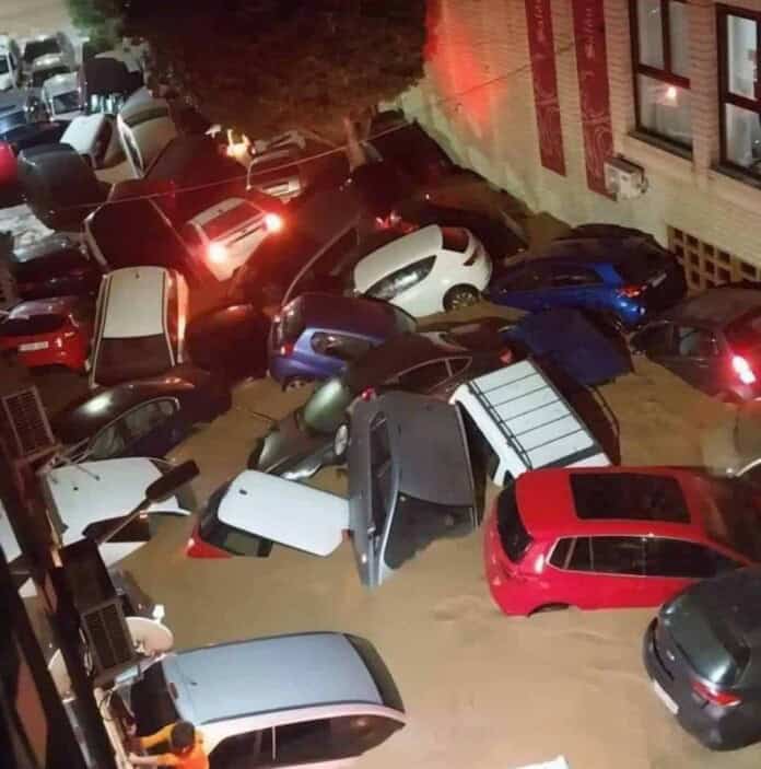 VIDEO / Strašne poplave u Španiji, preko 50 stradalih