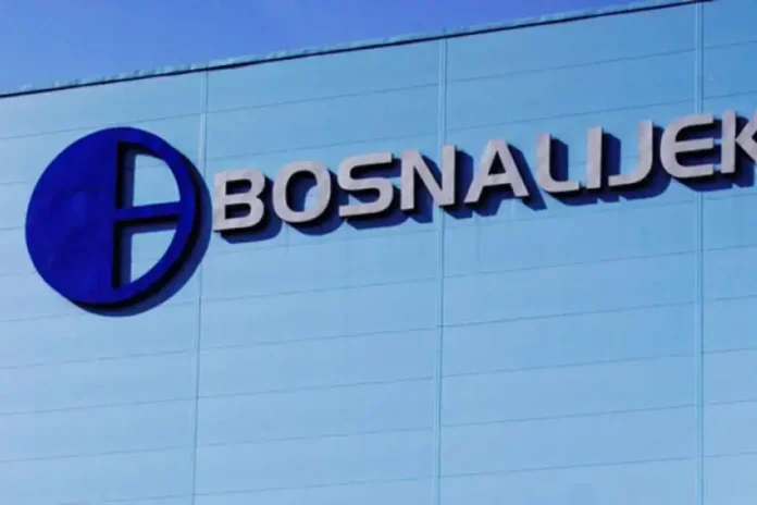 Bosnaair Bosnalijek logo na modernoj poslovnoj zgradi.