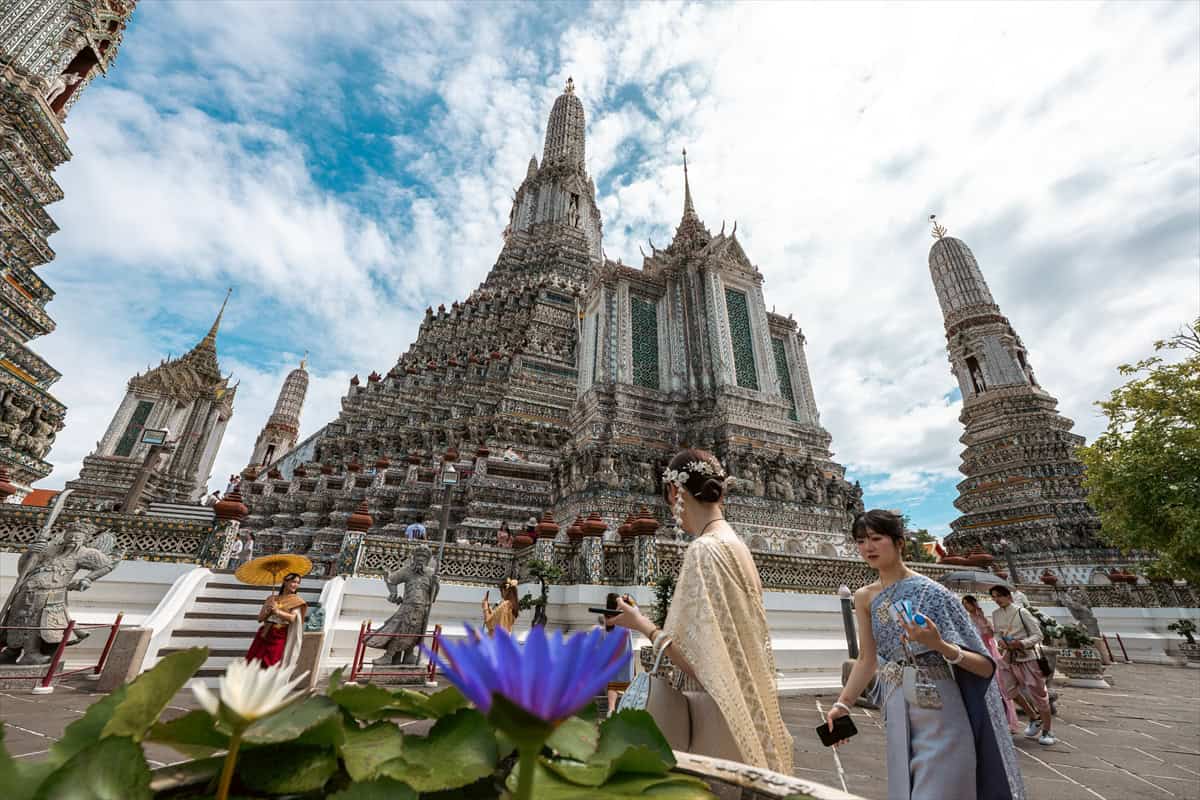 - Ikona crkve Wat Arun u Bangkoku, Tajland.