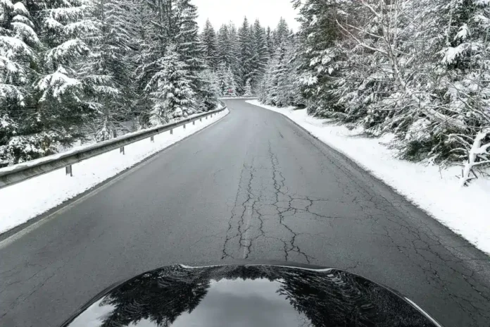 Budite oprezni ima snijega i leda na putevima