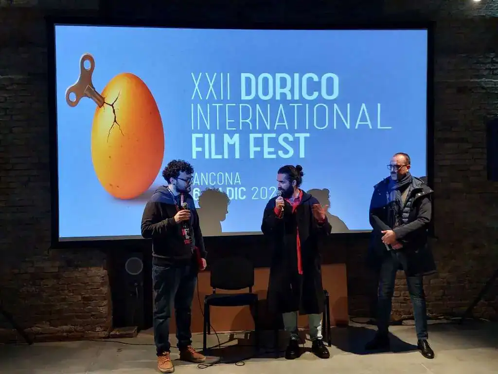Nagrada Adriatic Award dodijeljena filmu Victory, reditelja Zulfikara Filandre Adriatic award nagrada dojeljena filmu Victory
