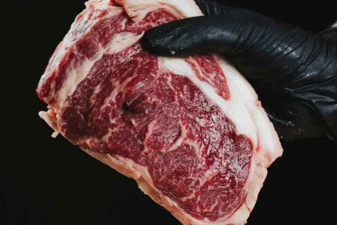 Saznajte koliko se domaća govedina izgubila u Bosni i Hercegovini u svjetlu uvoza mesa iz stranih zemalja.