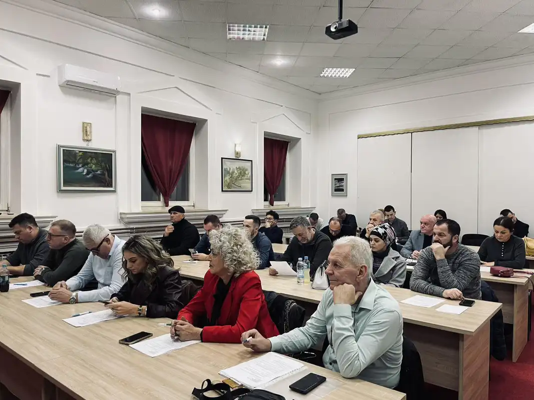 Održana XIV redovna sjednica Gradskog vijeća Grada Bosanska Krupa sa razmatranjem dnevnog reda i usvajanjem zapisnika.