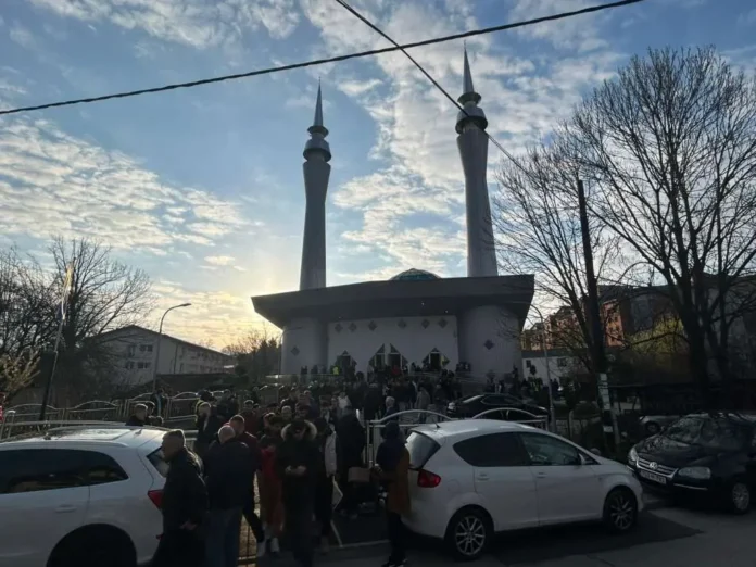 Centralna bajramska svečanost u Bihaću, muftija Kudić govorio o značaju morala