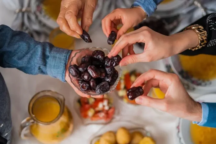 Istražite kretanje cijena za ramazan i kako su se cijene pilećeg mesa promijenile na tržištu tokom februara.