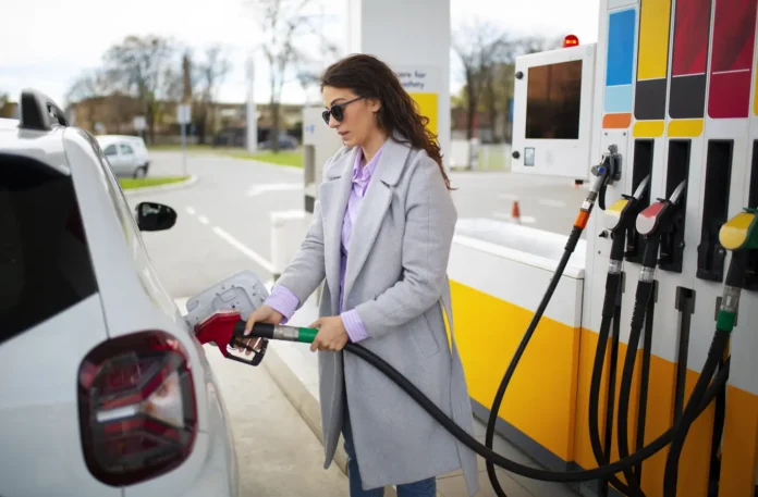 Minimalan rast maloprodajnih cijena goriva se nastavlja. Saznajte koliko su porasle cijene benzina i dizela.