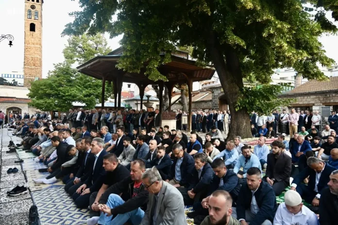 Oglasilo se Ministarstvo o neradnim danima u FBiH za Bajram. Vlada poziva poslodavce da poštuju prava radnika.