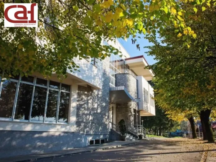 Grad Bosanska Krupa dostigao evropske standarde upravljanja uz dodijeljeni CAF certifikat, priznanje za posvećenost kvalitetu.