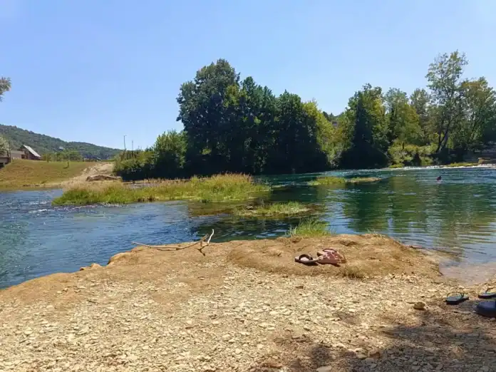 Danas je preovladavalo sunčano uz malu do umjerenu oblačnost. Očekujte visoke temperature i povoljne biometeorološke prilike.